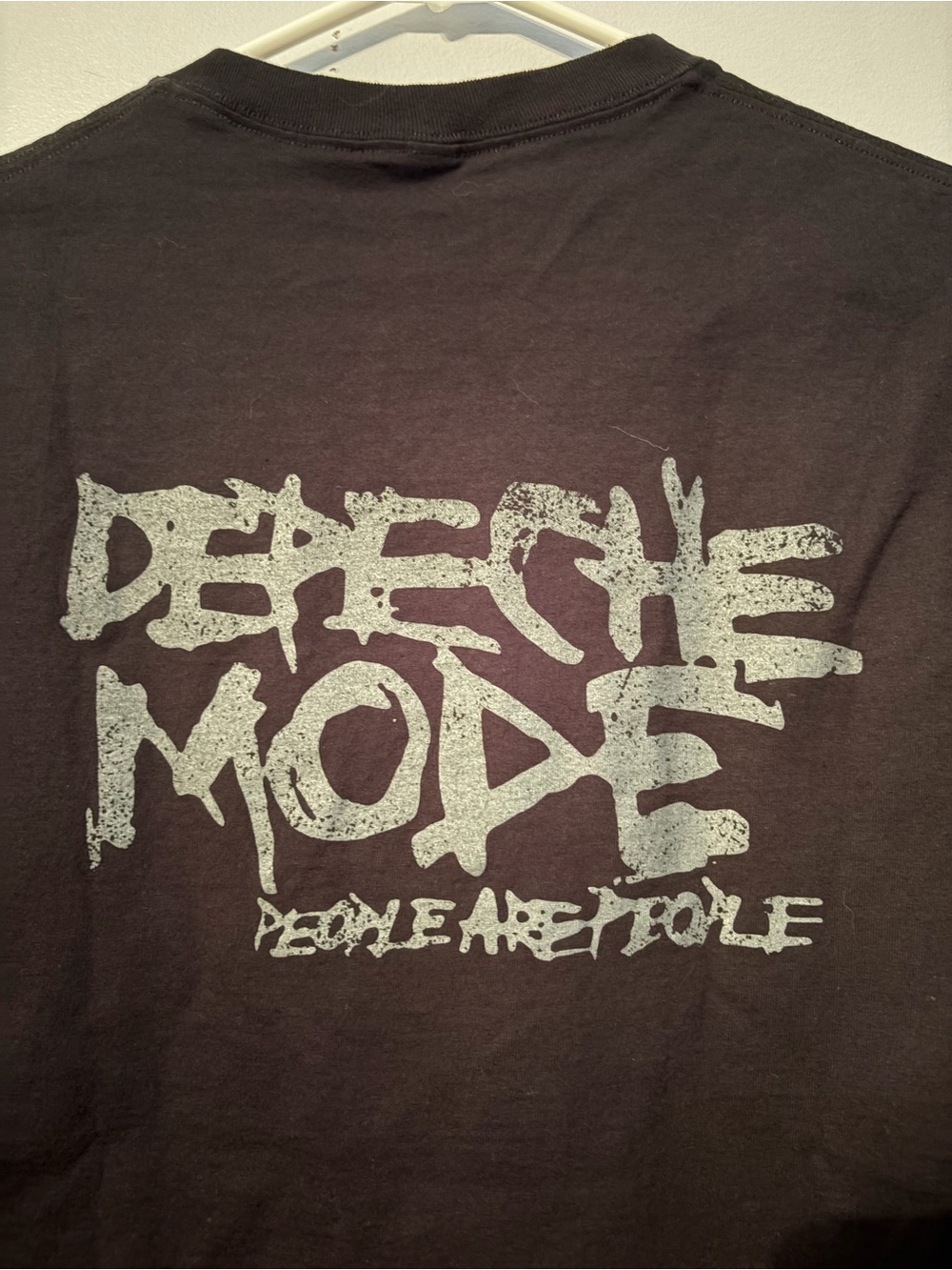 Depeche Mode "People Are People" Violator Graphic T-Shirt Size Medium - Picture 4 of 4